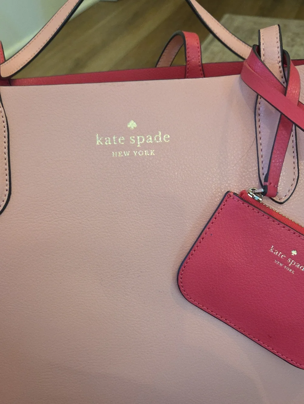 Kate Spade Ava reversible Tote In PINK